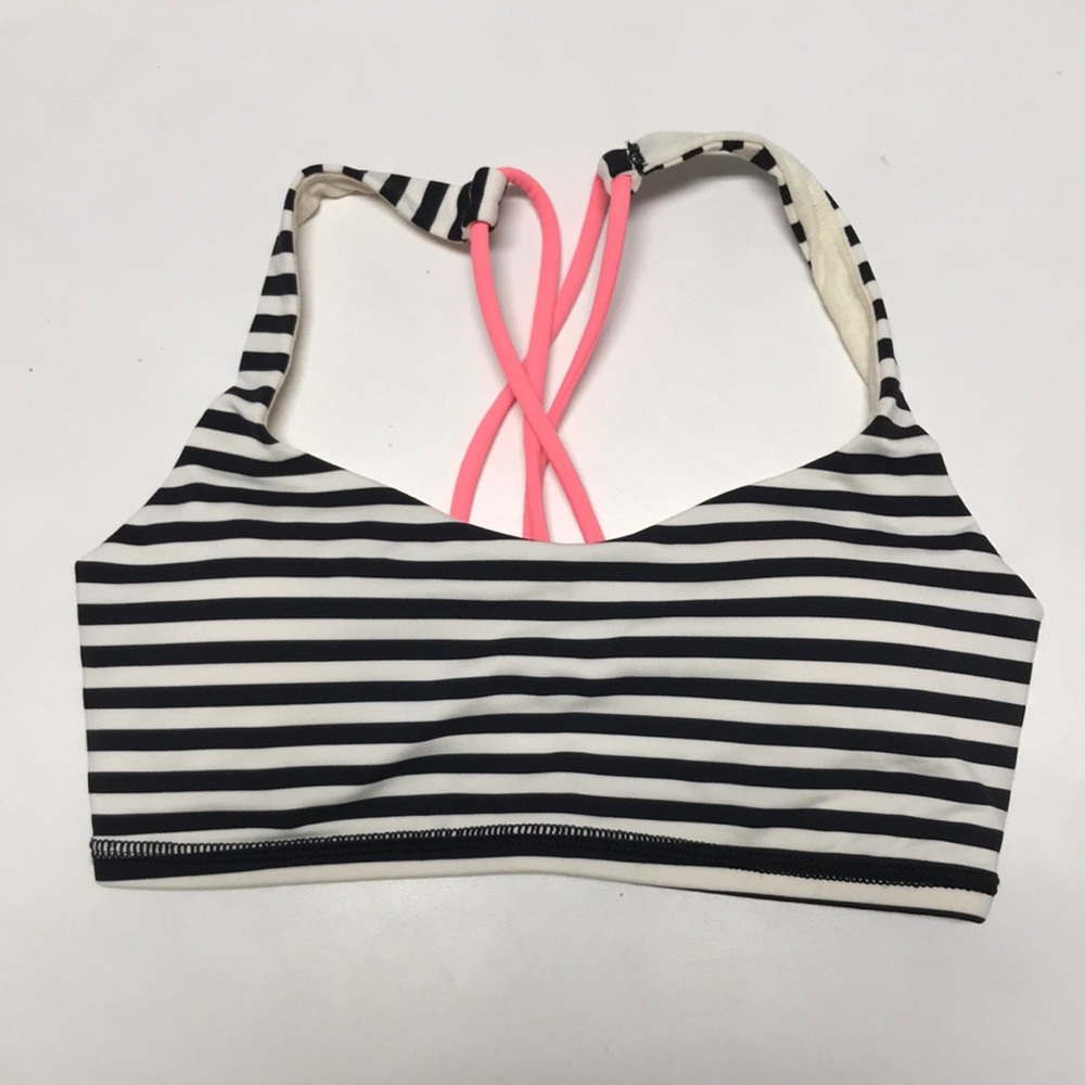 Lululemon Free to be bra *almost New